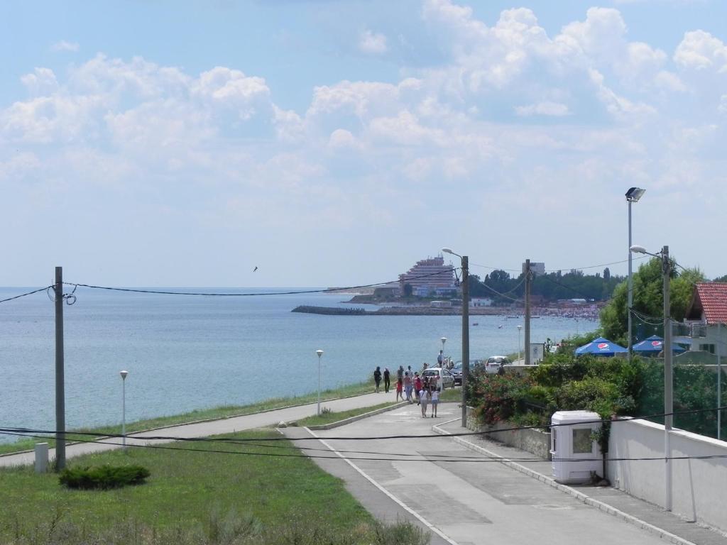 Pensiunea Iubesc Marea Costinesti Bagian luar foto